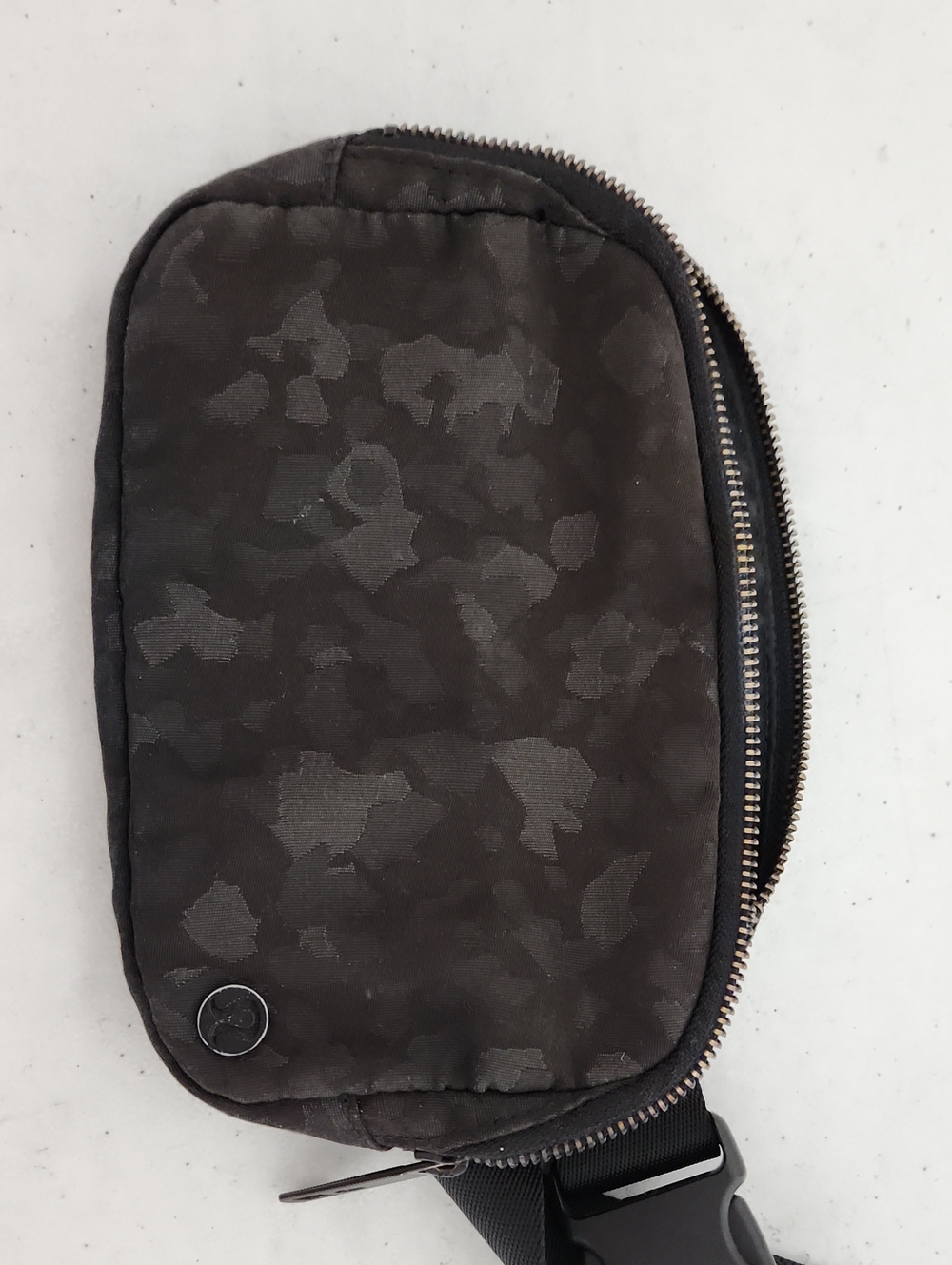 Lululemon Black Camouflage Crossbody Fanny Pack